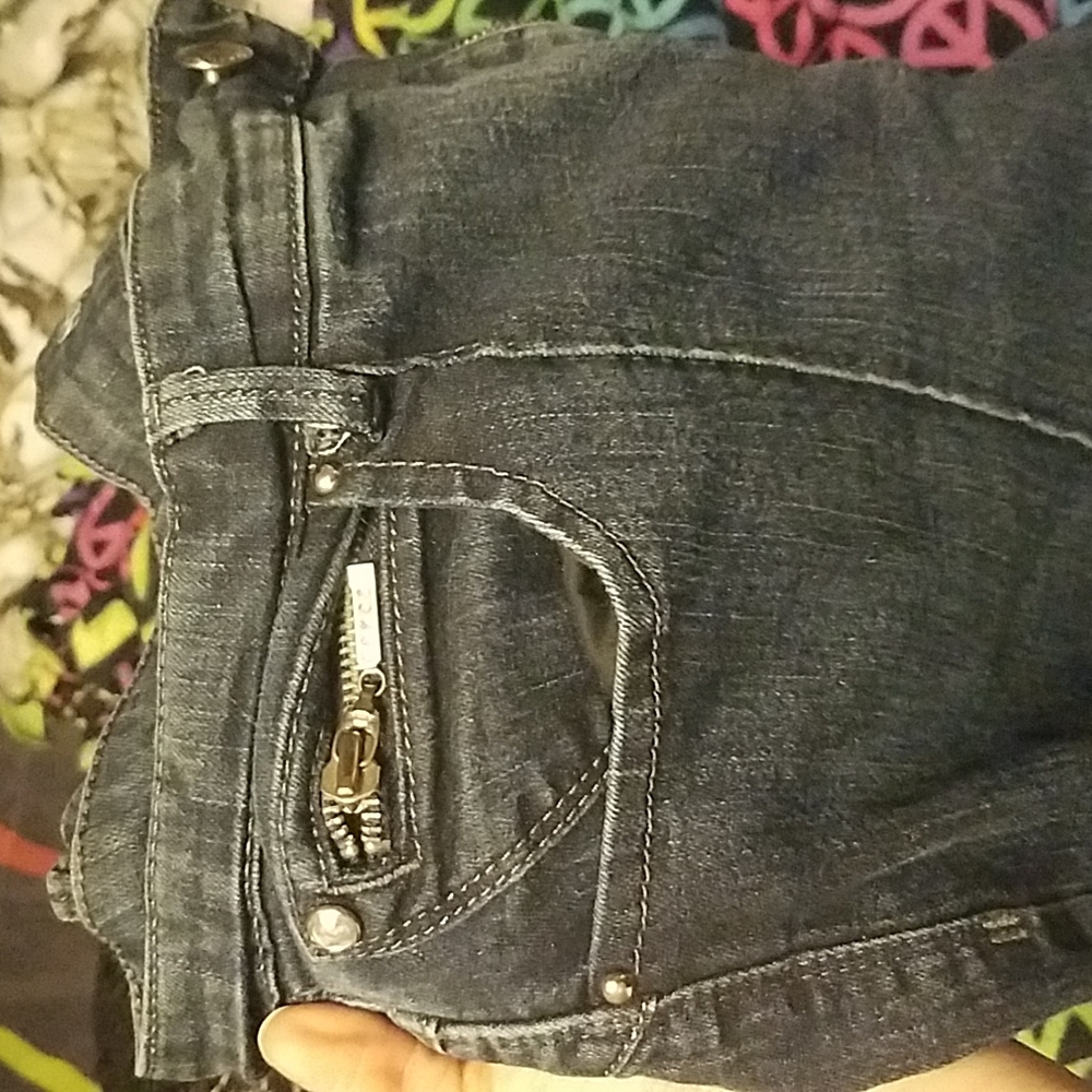 JEANS - Picture 3 of 3